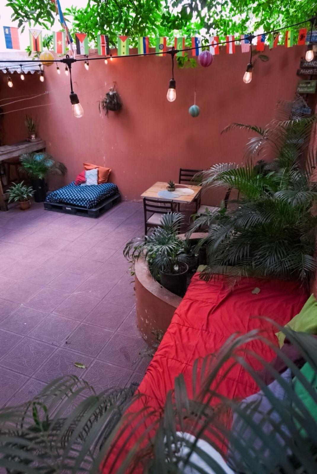 Pool House Hostel 圣安娜 外观 照片